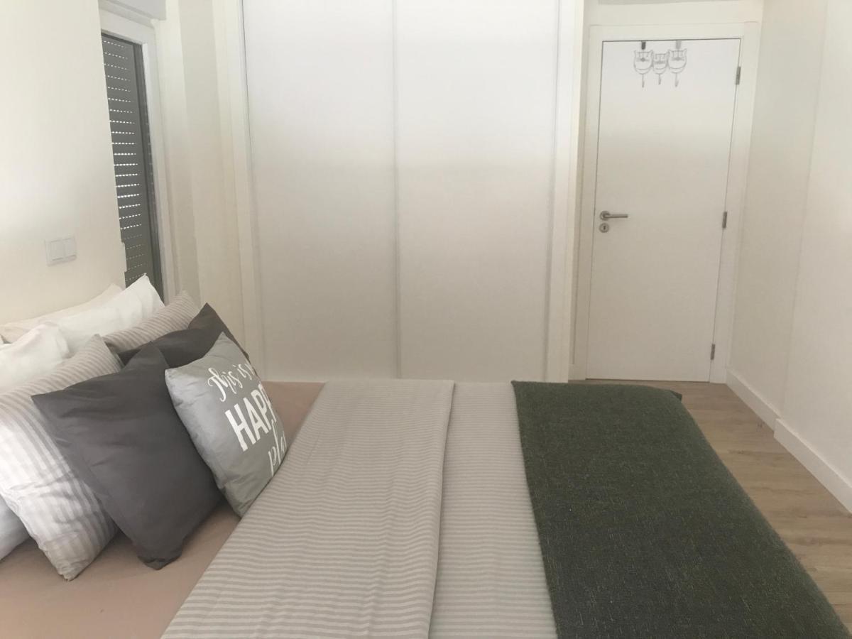 Modern Double Room With Private Balcony Монтижу Экстерьер фото